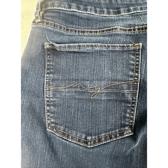 Soho New York & Company Jeans Womens 16 Curvy Bootcut Dark Wash Denim - Picture 8 of 8